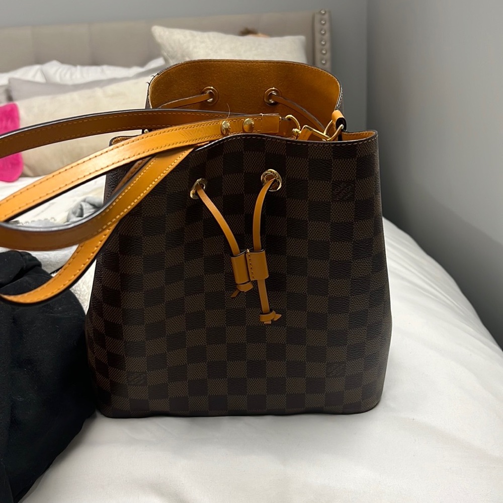 authentic louis vuitton NéoNoé MM bag